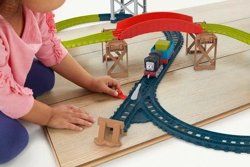 Mattel Thomas and Friends trasų rinkinys garvežiukams