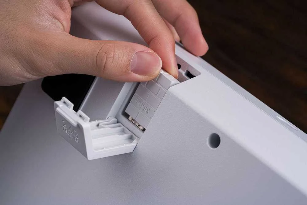 8BitDo Arcade Stick, skirta XBOX ir asmeniniam kompiuteriui (baltas)