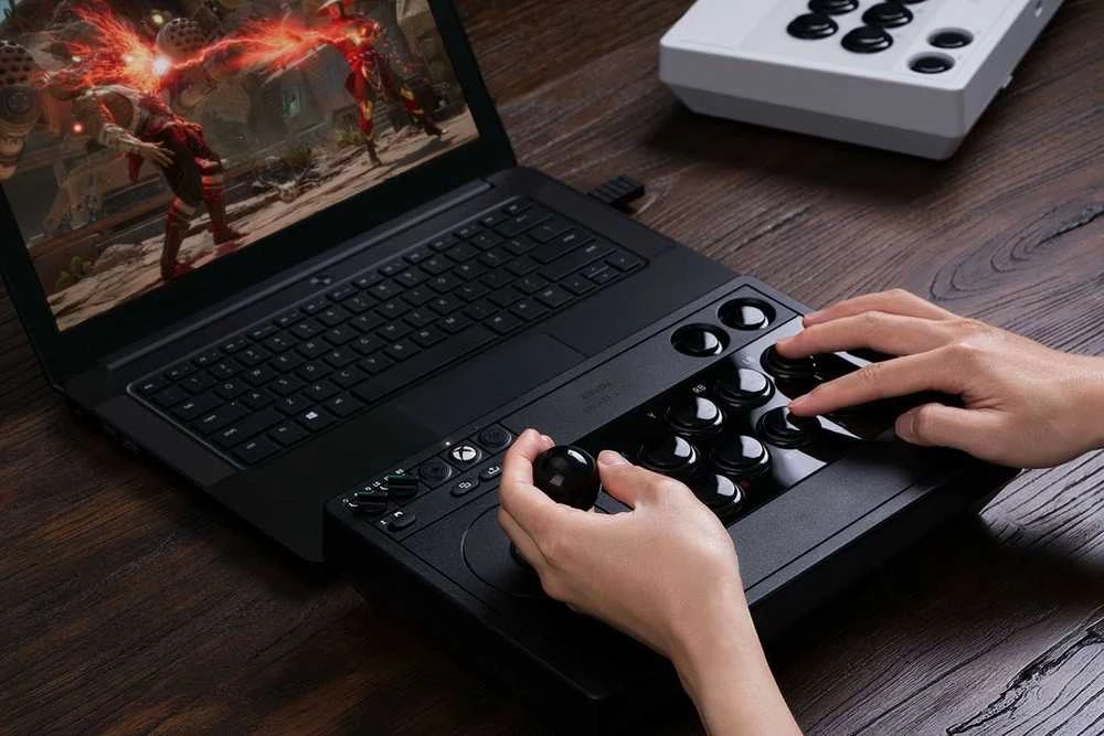 8BitDo Arcade Stick For XBOX & PC (juodas)