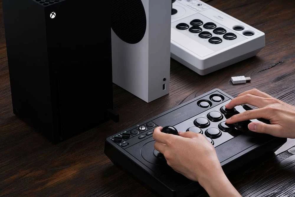 8BitDo Arcade Stick For XBOX & PC (juodas)