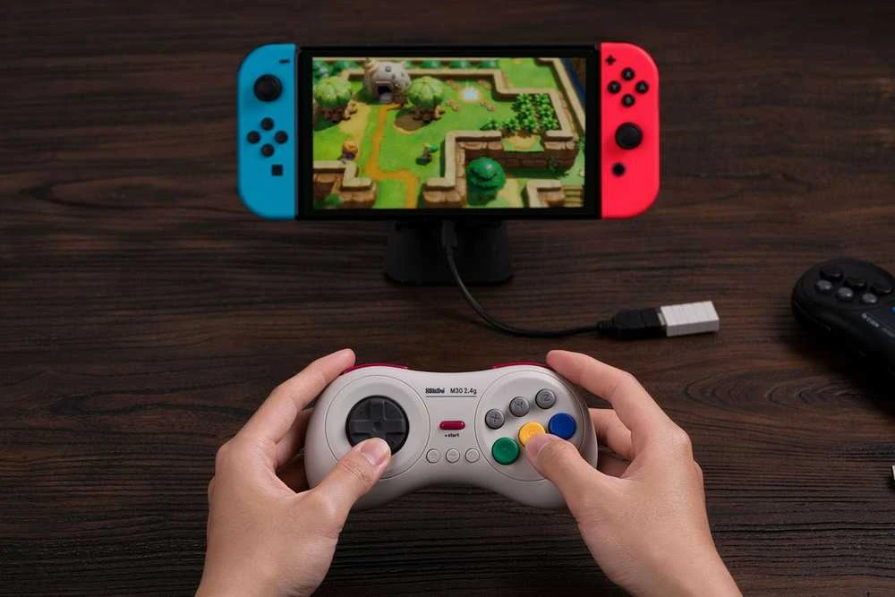 8BitDo M30 2.4G belaidis pultelis (baltas)