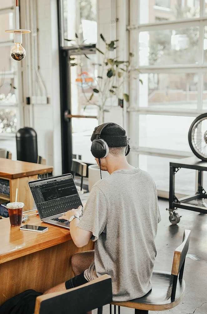 Beyerdynamic Studijinės ausinės DT 900 PRO X su laidu, Juodos