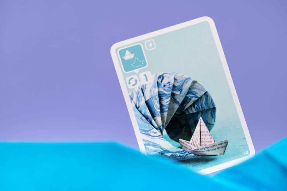 Bombyx Sea Salt & Paper
