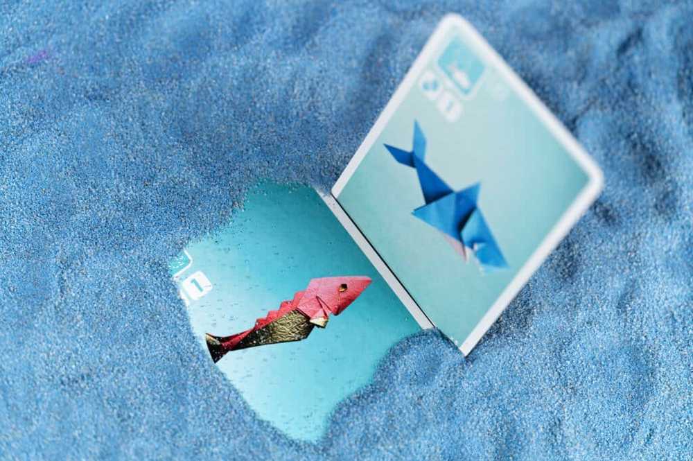 Bombyx Sea Salt & Paper
