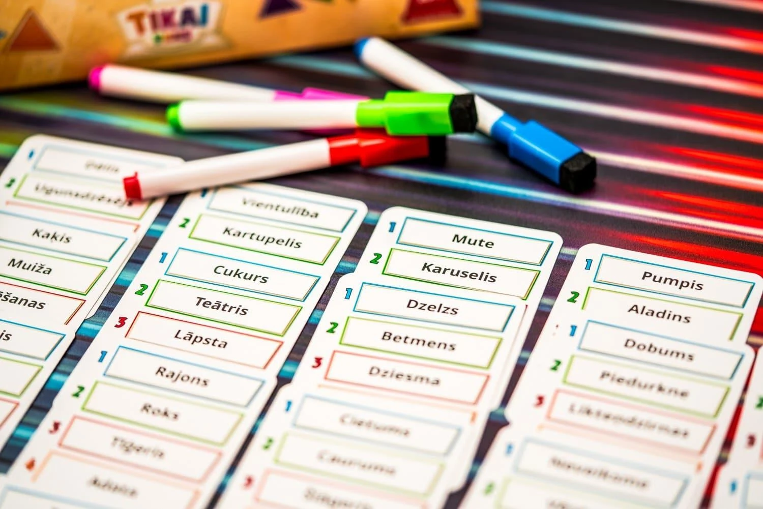 Brain Games Tikai Viens (Just One) | LV