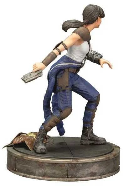 Dark Horse Fallout Lucy figūrėlė | 18 cm