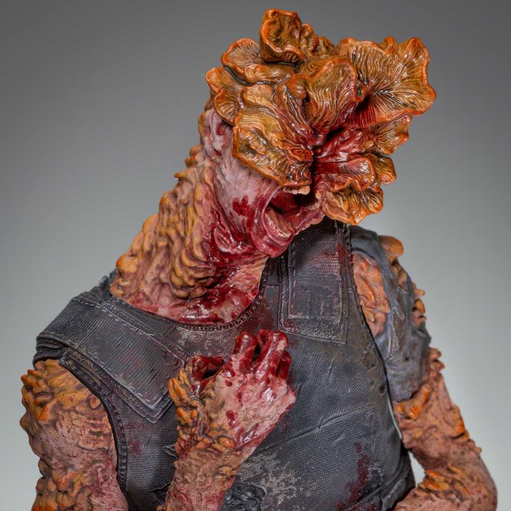 Dark Horse The Last of Us Part II Armored Clicker statula | 22cm