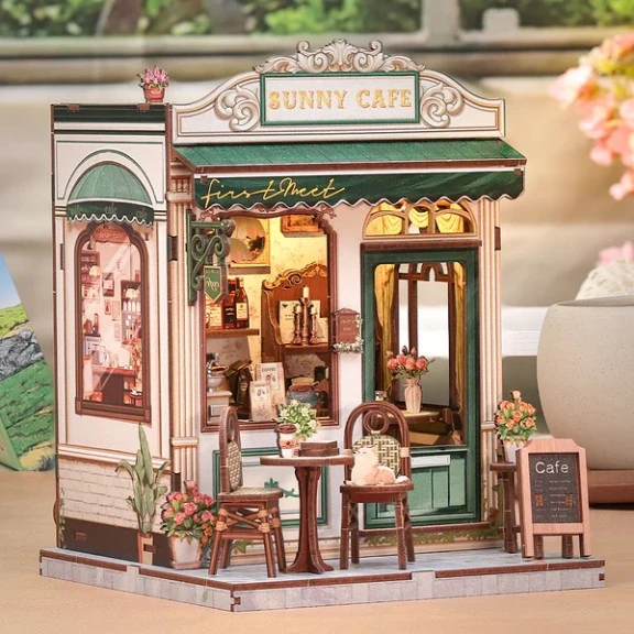 Dėlionė CuteBee - Miniature House - Sunny Cafe