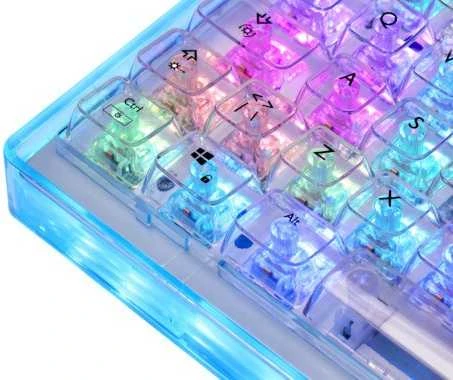 Mechaninė DELTACO GAMING klaviatūra,US išdėstymas, permatoma, RGB / 4222267 / GAM-160-T-US