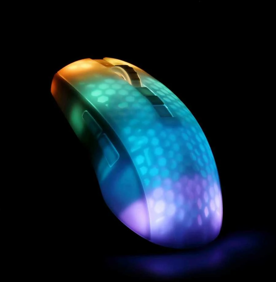 Pusiau permatoma DELTACO GAMING pelė, RGB, itin lengva, balta / GAM-144-W