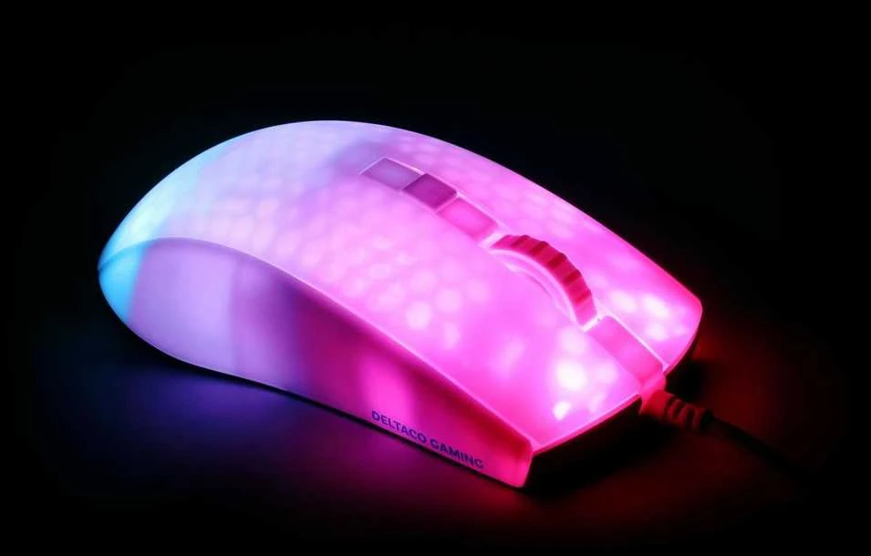 Pusiau permatoma DELTACO GAMING pelė, RGB, itin lengva, balta / GAM-144-W