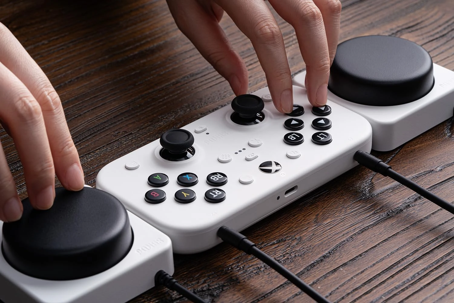 8BitDo Lite SE 2.4G belaidis valdiklis „Xbox“ | Balta aprašymas - Prekės nuotrauka 8BitDo Lite SE 2.4G belaidis valdiklis „Xbox“ | Balta aprašymas - Prekės nuotrauka