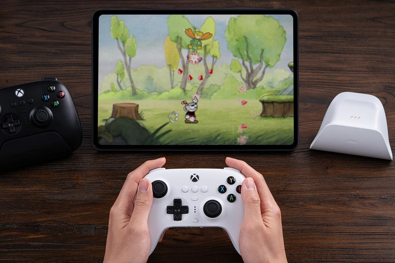 8BitDo Ultimate 3 režimų valdiklis „Xbox“ | Balta aprašymas - Prekės nuotrauka 8BitDo Ultimate 3 režimų valdiklis „Xbox“ | Balta aprašymas - Prekės nuotrauka