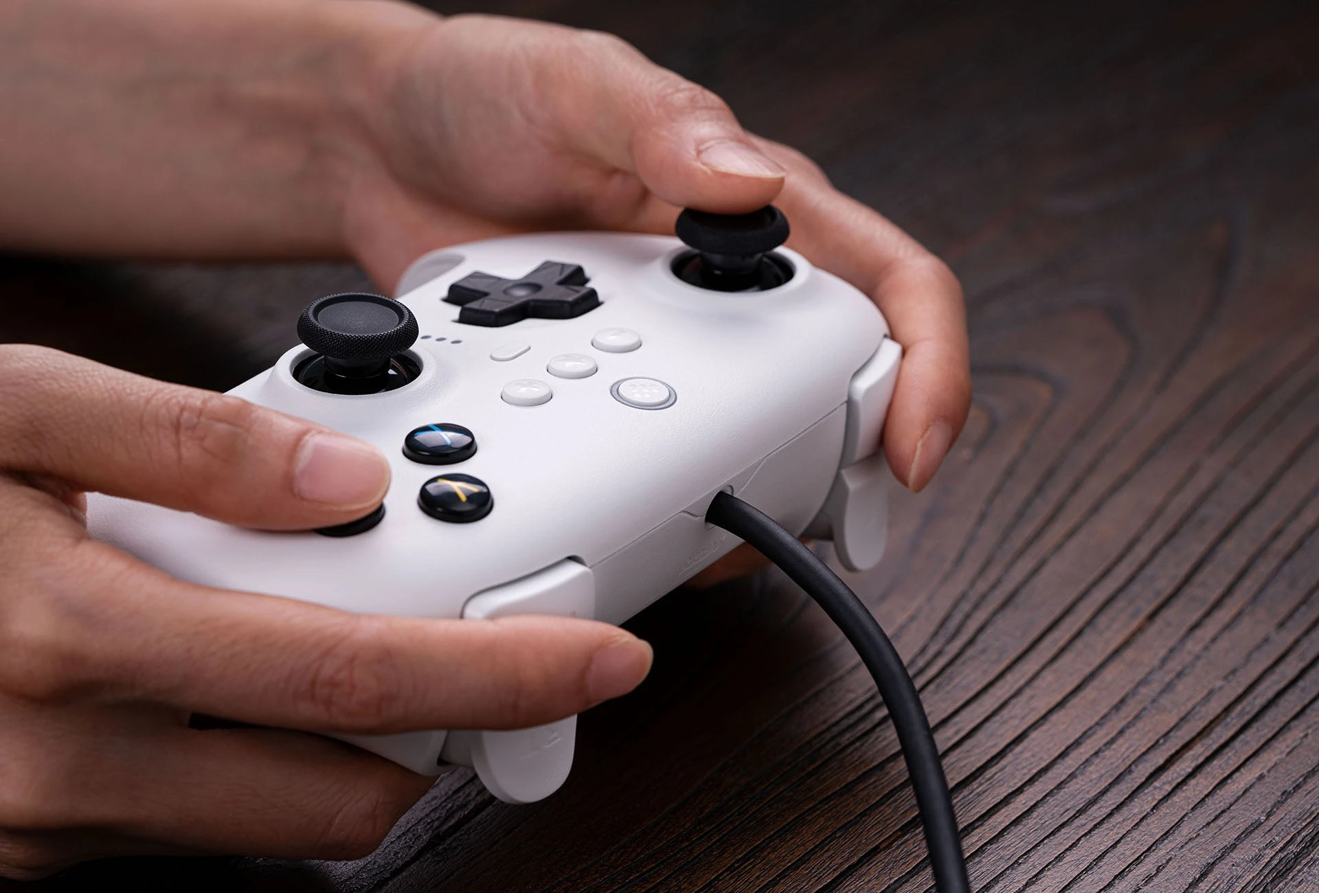 8BitDo Ultimate laidinis valdiklis aprašymas - Prekės nuotrauka