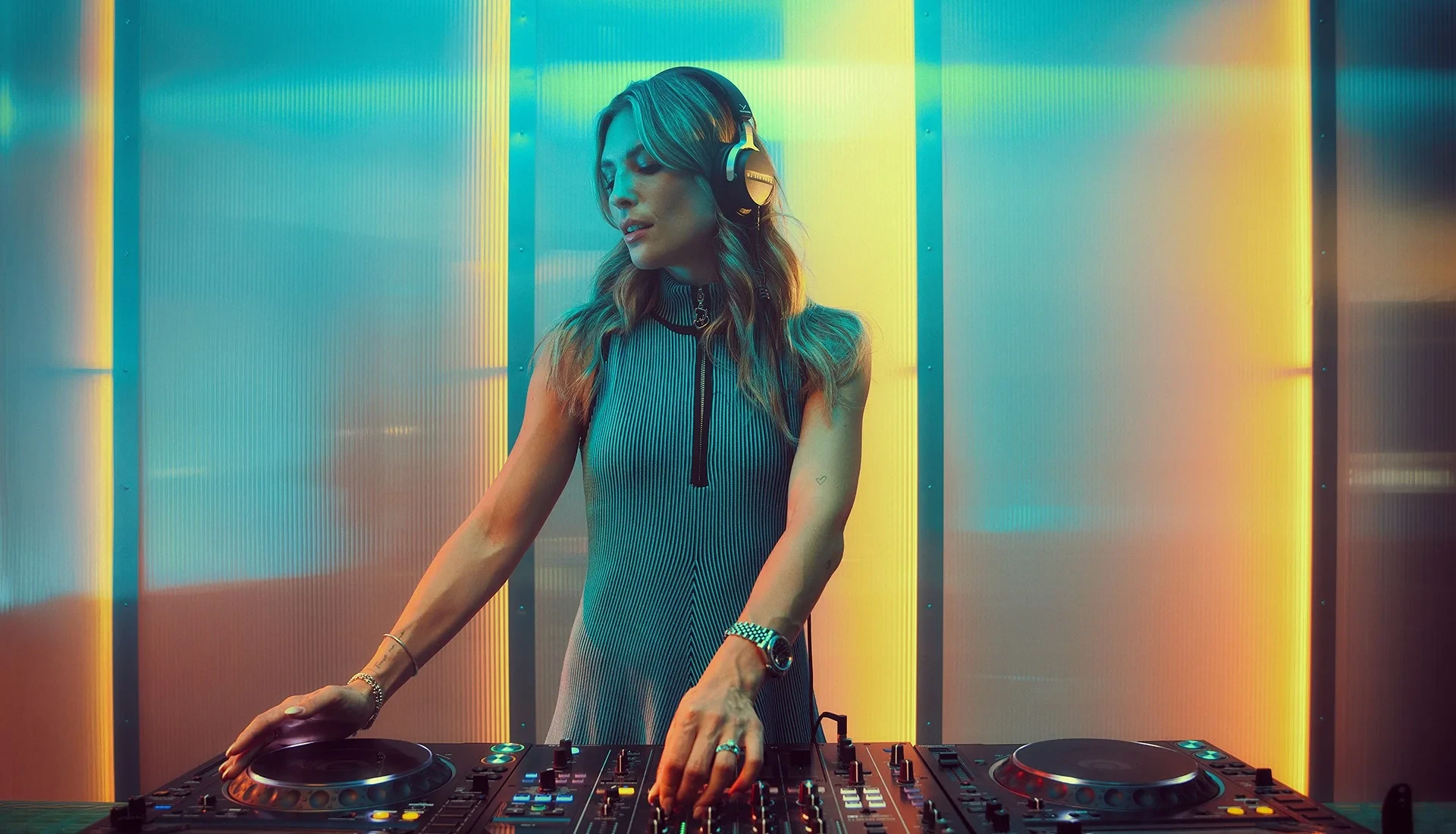 Beyerdynamic DJ 300 PRO X CLUB laidinės ausinės | Closed-Back | Juoda | 3.5 mm aprašymas - Prekės nuotrauka
