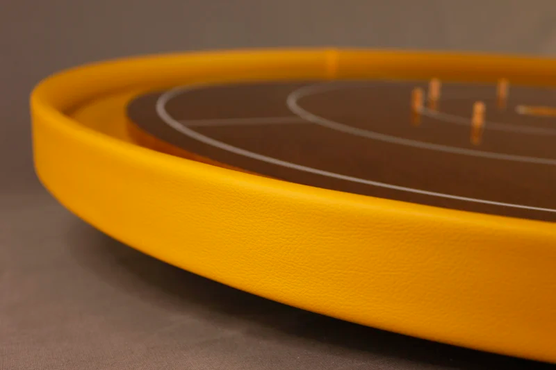 Crokinole Tournament Steamed beech/Crimson Set aprašymas - Prekės nuotrauka