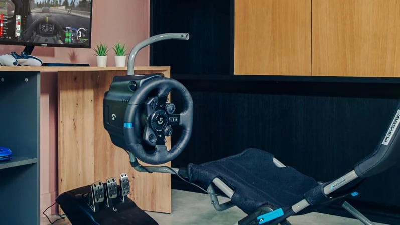 Playseat – X iššūkis – Logitech G aprašymas - Prekės nuotrauka