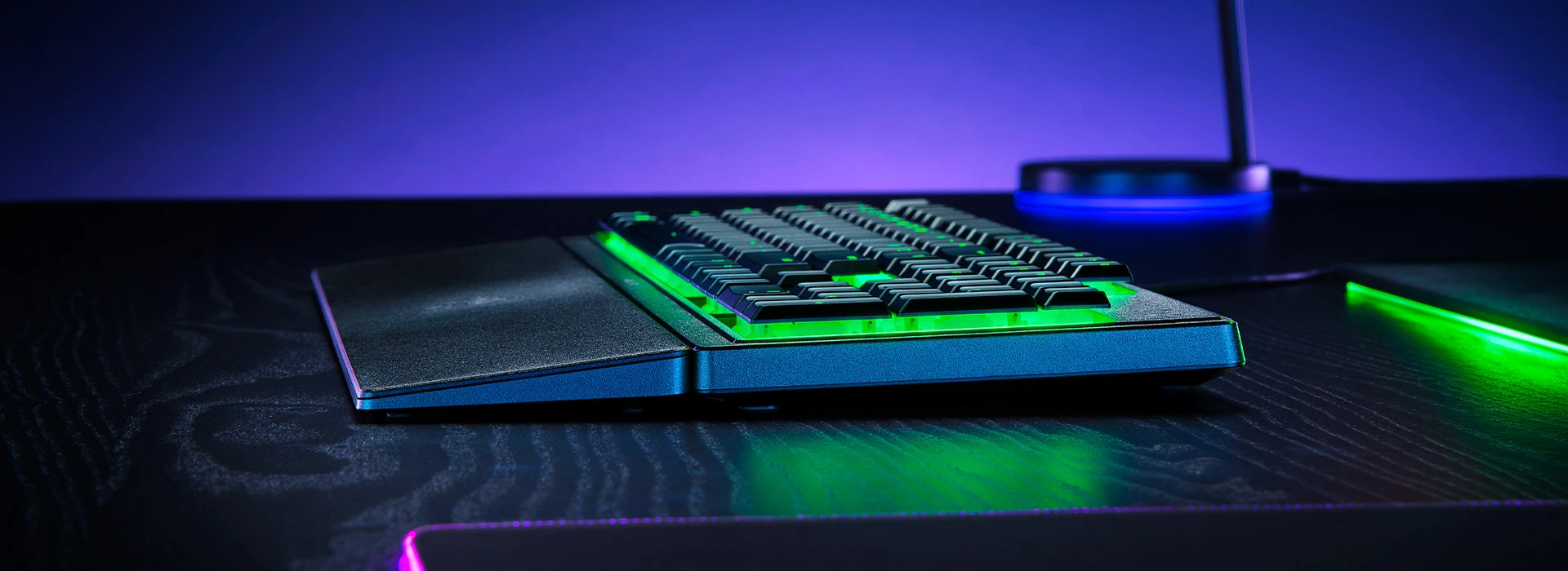 Razer | Klaviatūra žaidimams | Ornata V3 X | Klaviatūra žaidimams | su laidu | RGB LED pašvietimas | US | Silent Membrane | Juodas aprašymas - Prekės nuotrauka Razer | Klaviatūra žaidimams | Ornata V3 X | Klaviatūra žaidimams | su laidu | RGB LED pašvietimas | US | Silent Membrane | Juodas aprašymas - Prekės nuotrauka