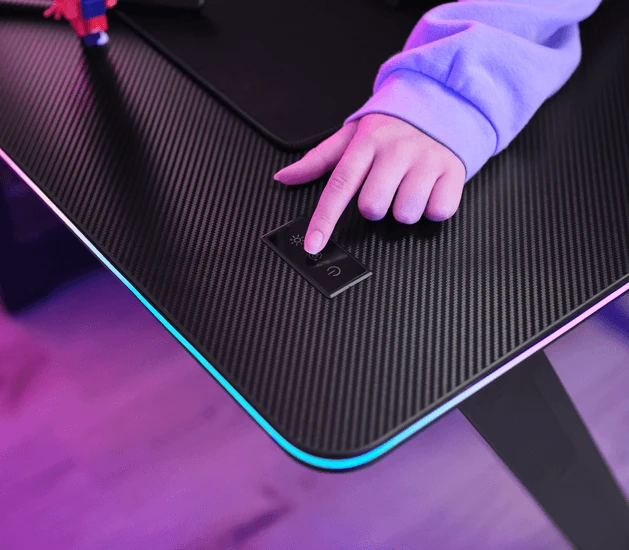 TRUST GXT 710 Luminus Pro RGB Stalas (Juodas) aprašymas - Prekės nuotrauka