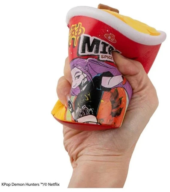 Fame Bros „K-Pop Demon Hunters“ minkštas žaislas – „Mira Spice Queen Noodles“
