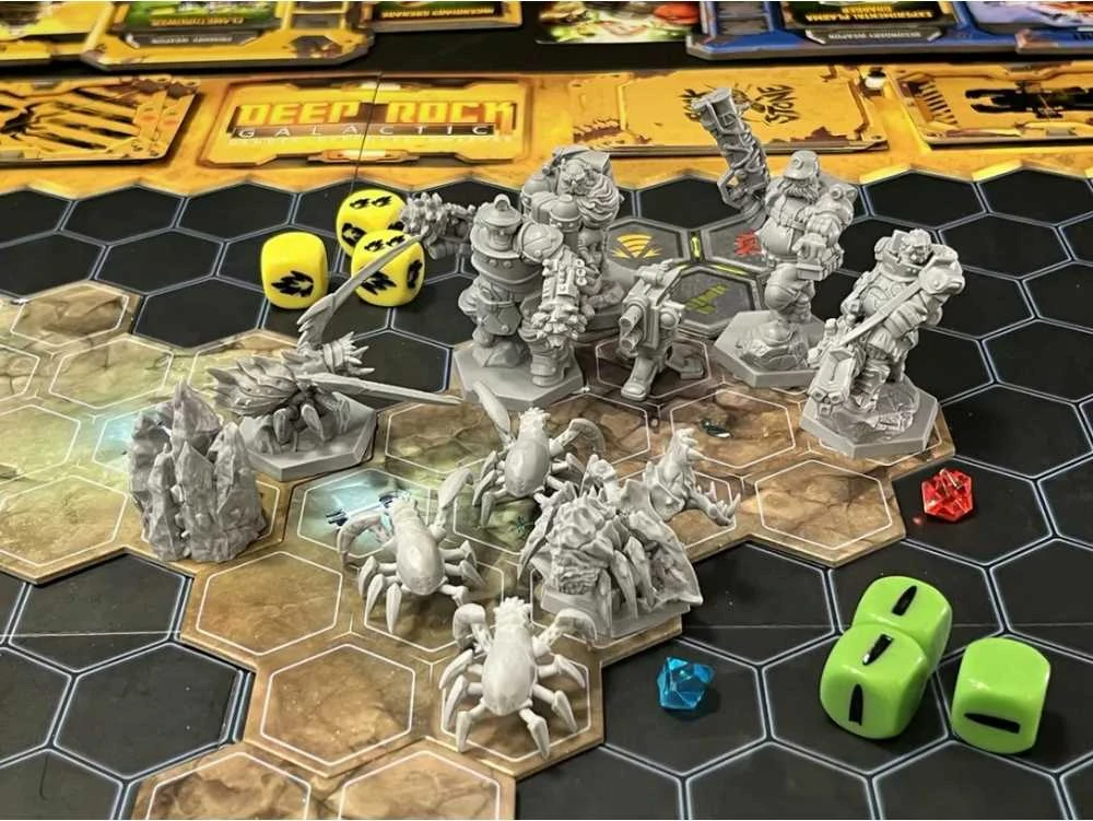 Mood Publishing Deep Rock Galactic: The Board Game Deluxe Edition (Second Edition)