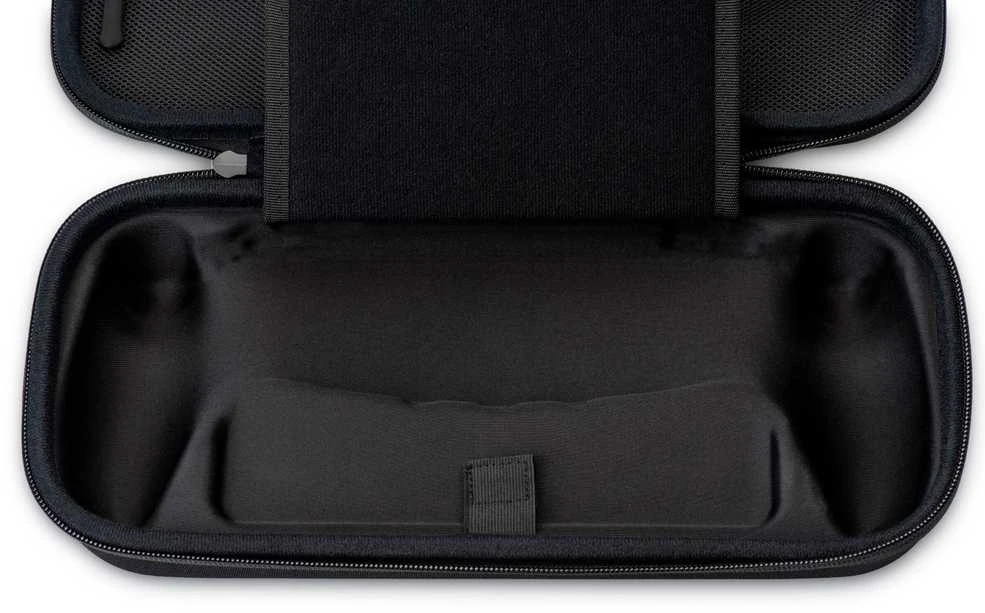 NACON juodas dėklas skirtas PlayStation Portal