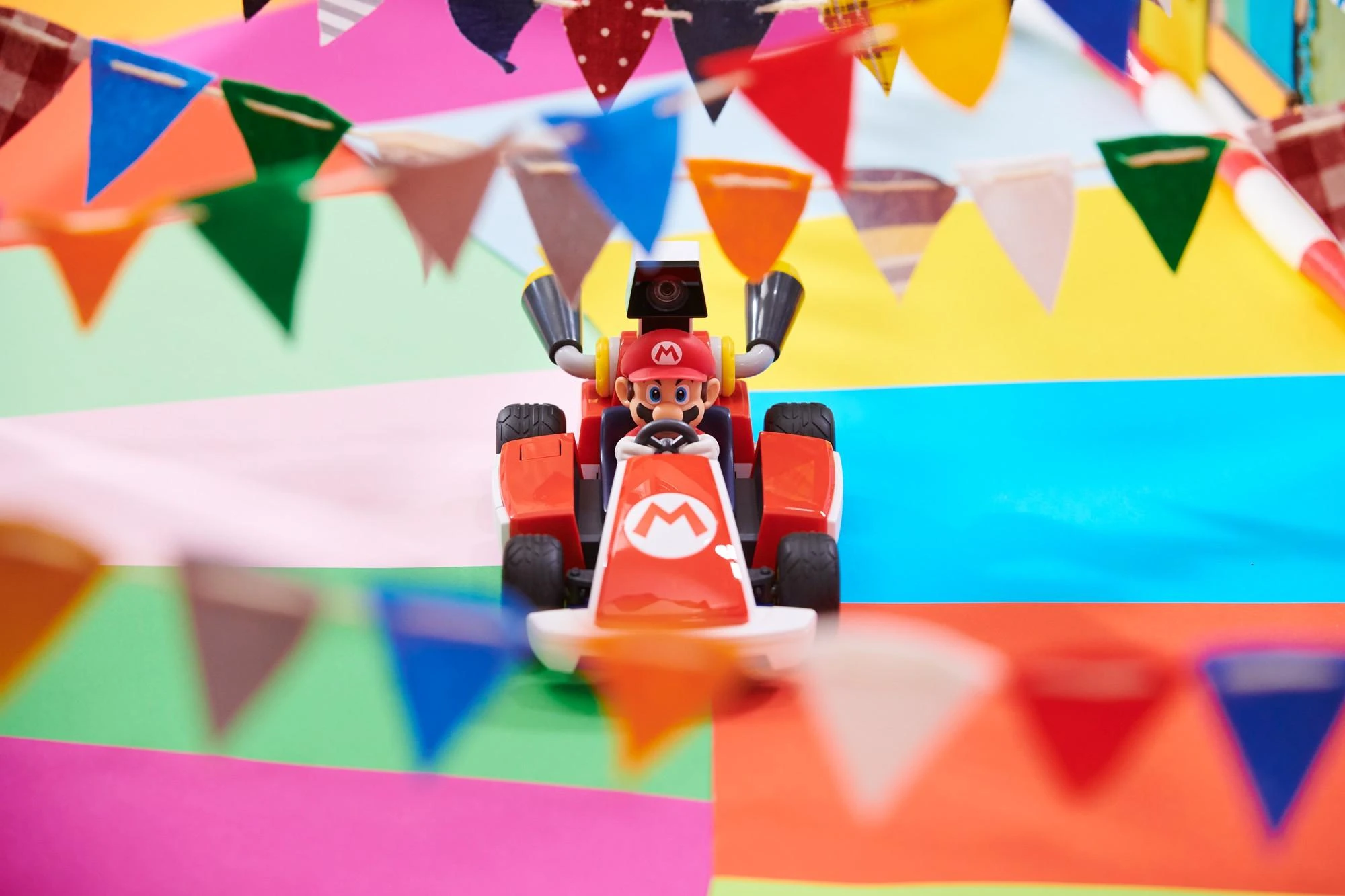 Nintendo Mario Kart Live Home Circuit LUIGI mašinėlės rinkinys