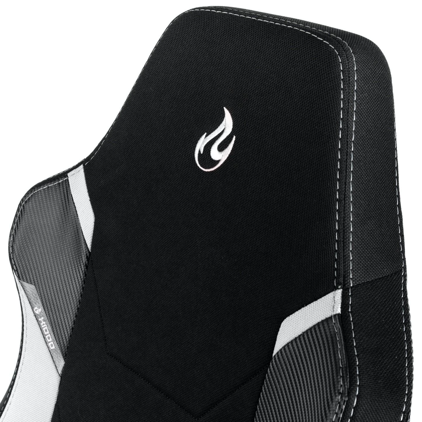 Žaidimų kėdė Nitro Concepts X1000 Gaming Chair, Juoda-balta