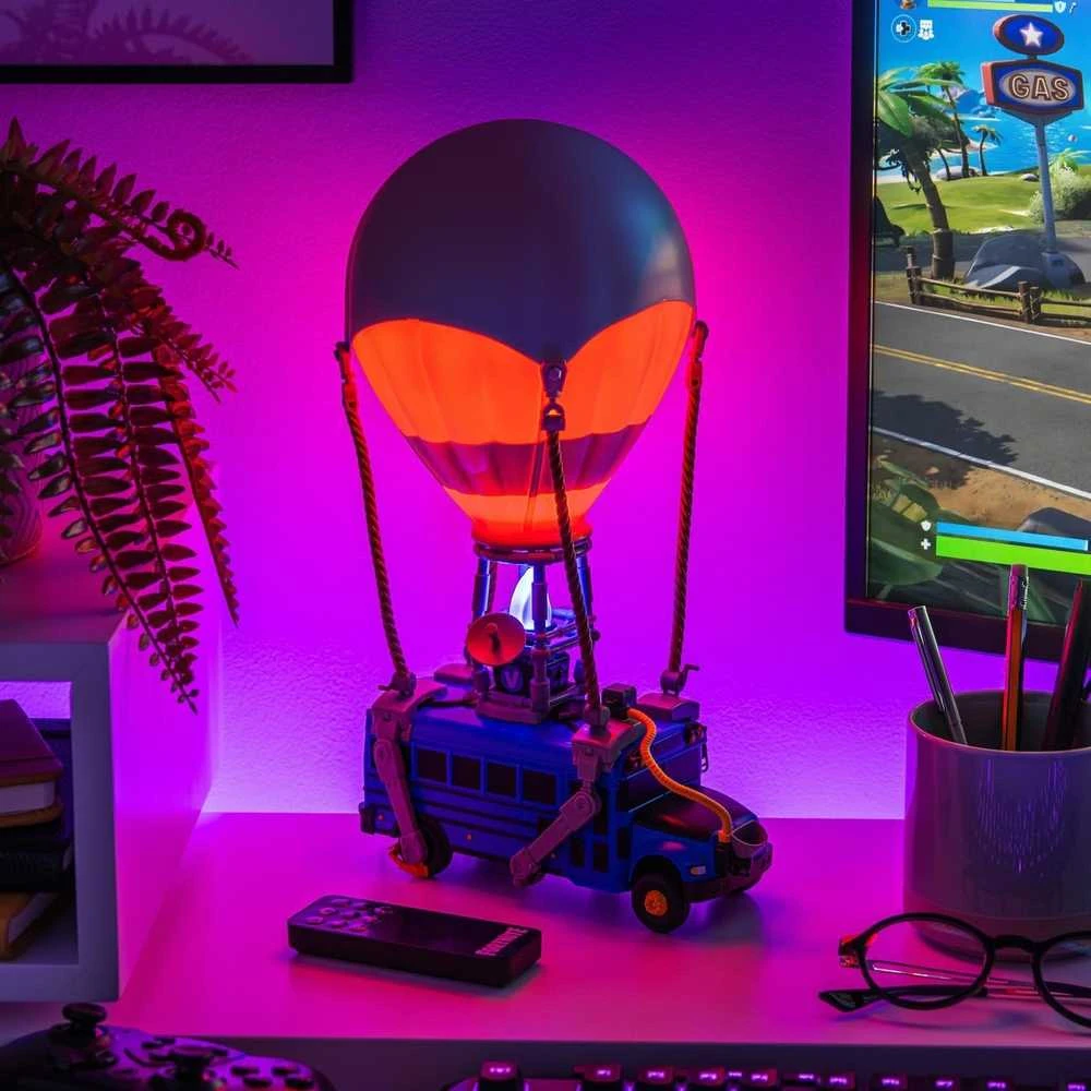 Paladone Fortnite BATTLE BUS DIORAMA lempa | 32 cm