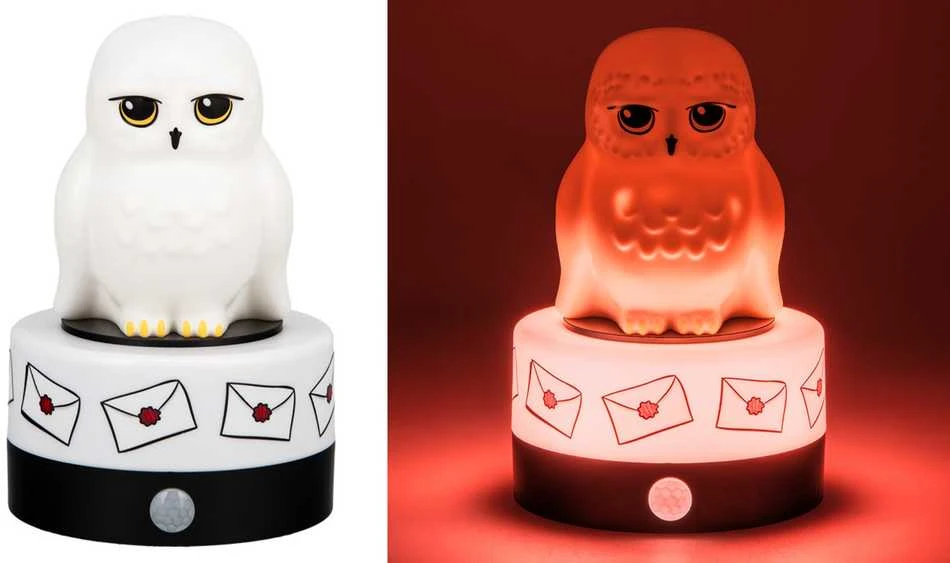 Paladone Harry Potter Hedwig Room Guard – judesio jutikliu valdoma lempa | 13 cm