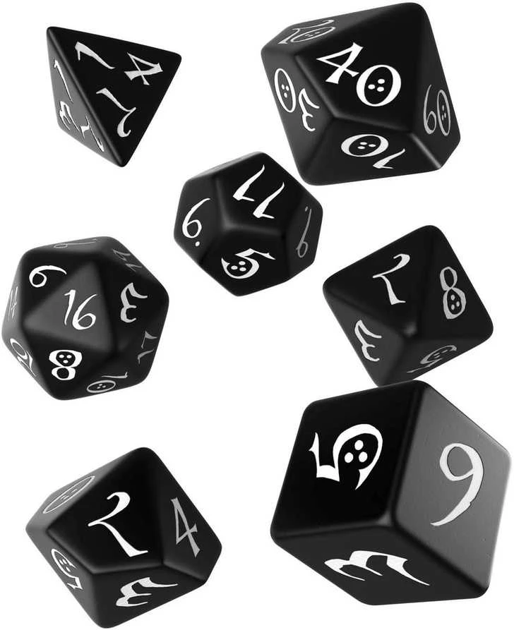 Q Workshop Classic RPG Kauliukų Rinkinys Juodos Ir Baltos Spalvos