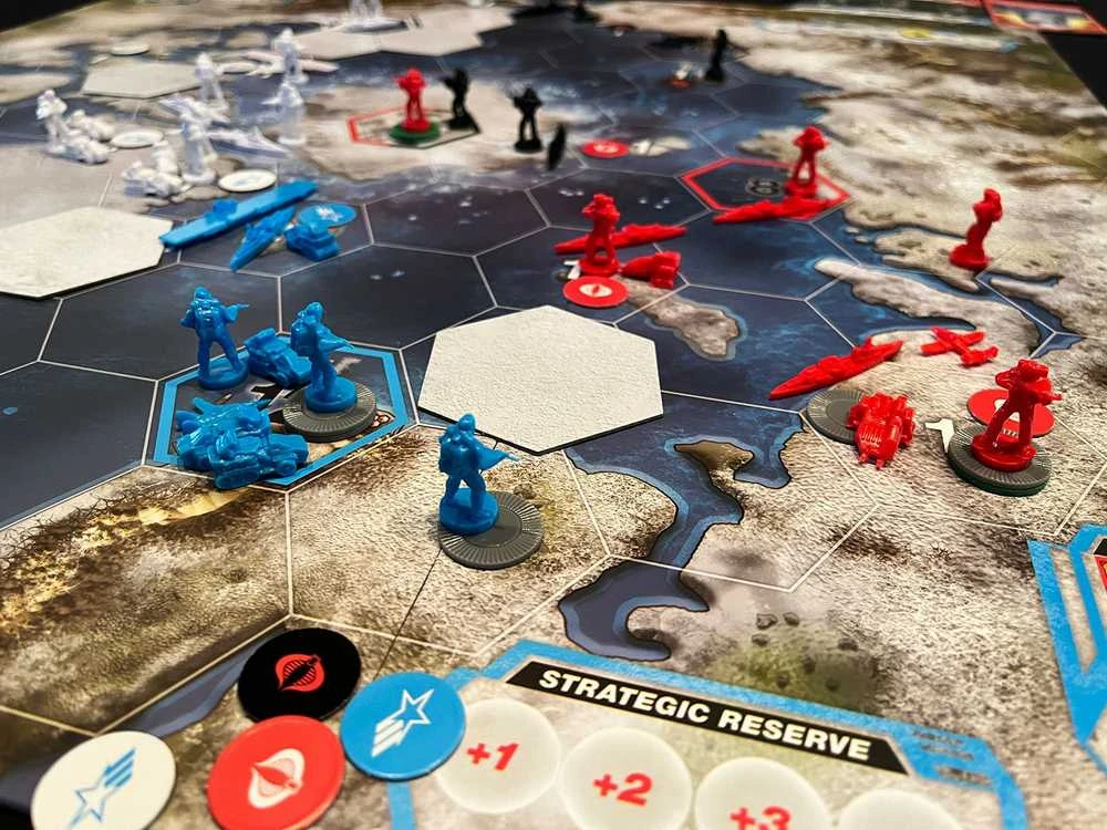 Renegade Game Studios G.I. JOE: Battle for the Arctic Circle