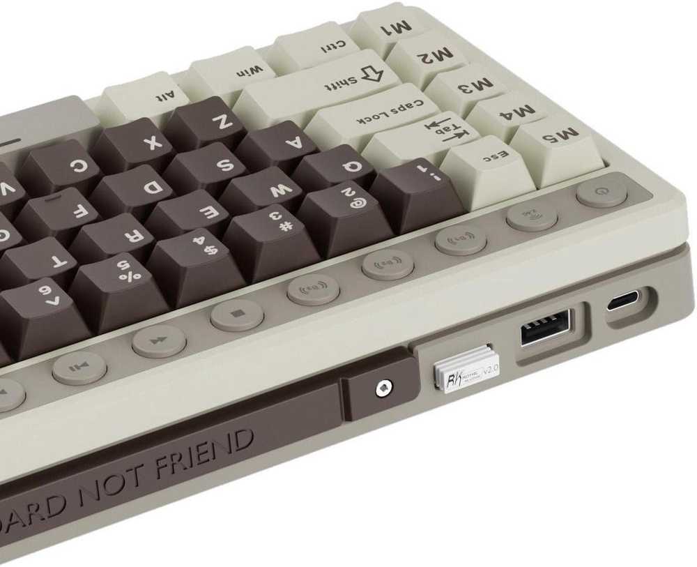 Royal Kludge M70 RGB Mocha Pilkas belaidė klaviatūra | 75%, Hot-swap, rusvai gelsvas Switch, US
