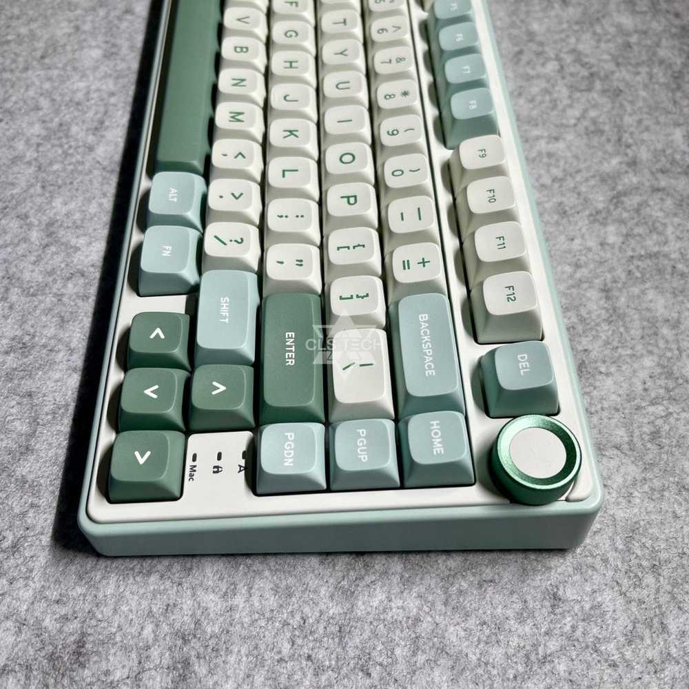 Royal Kludge RK R75 RGB Sky Cyan laidinė klaviatūra | 75%, Hot-swap, Mėlyna switches, US