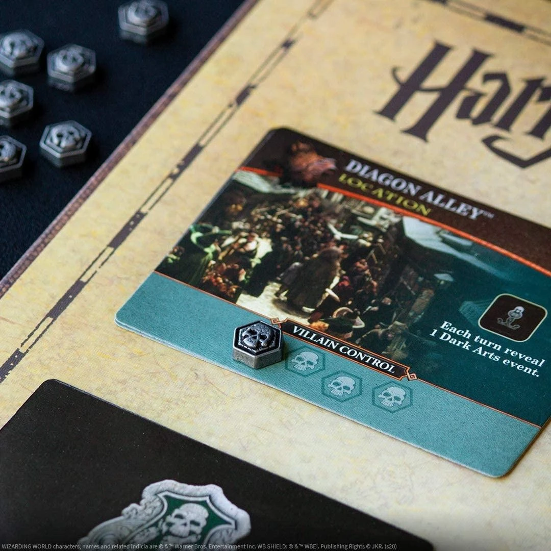 Usaopoly Harry Potter Hogwarts Battle A Cooperative Deck Building Game