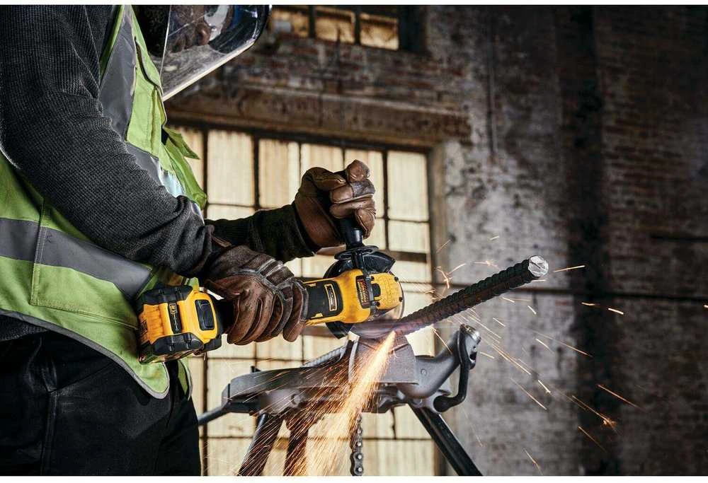 Akumuliatorinis kampinis šlifuoklis DCG409NT,Flexvolt Adv., karkasas,TSTAK,DeWalt