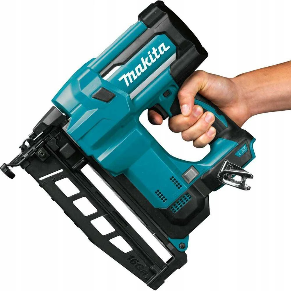 Akumuliatorinis viniakalis Makita DBN600RTJ; 18 V; 2x5,0 Ah akum.