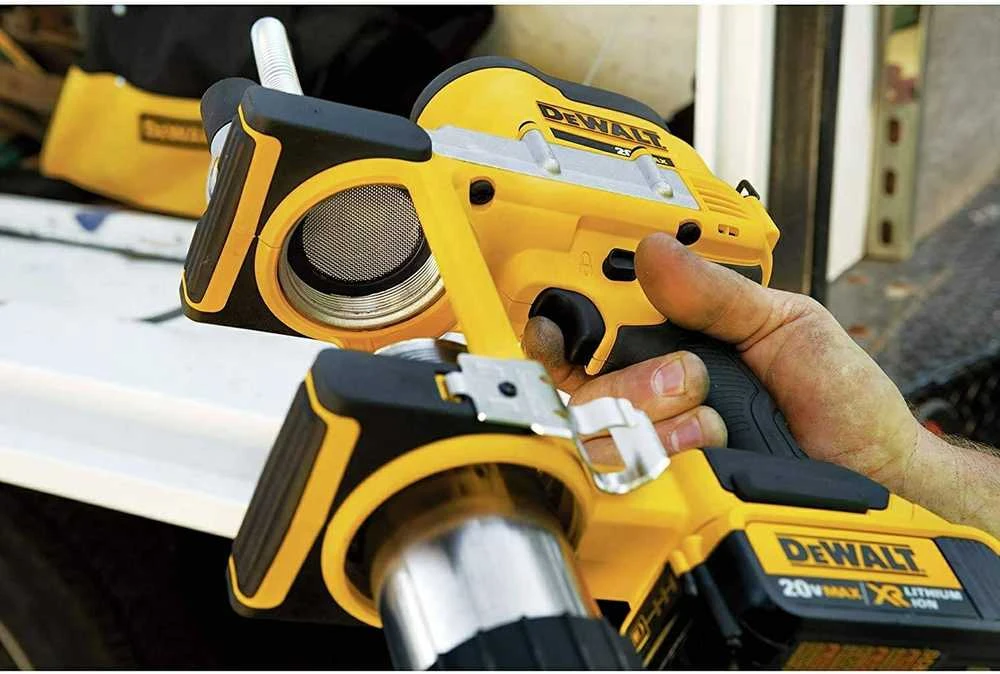 Akumuliatorinis tepalo švirkštas DeWalt DCGG571M1-QW; 18 V; 1x4,0 Ah akum.