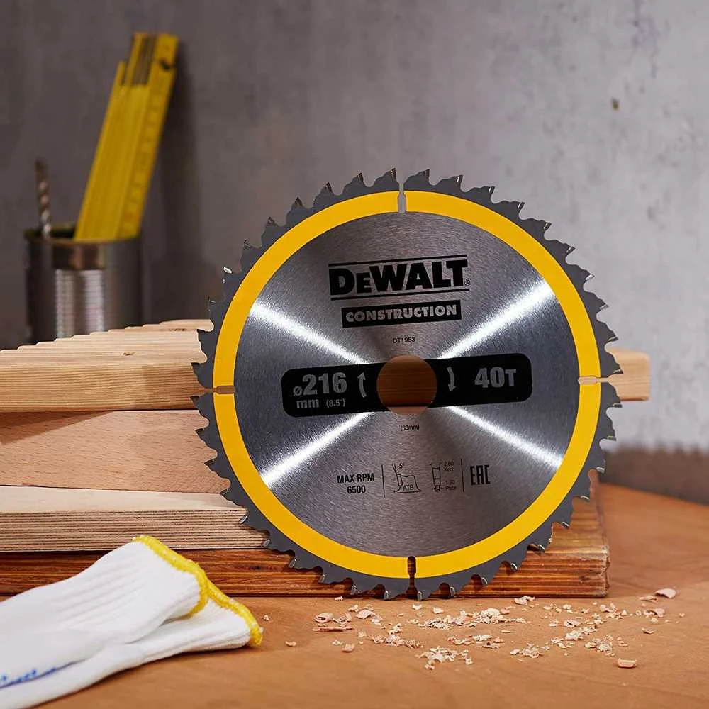 Pjovimo diskas medienai DeWalt; 216x2,6x30,0 mm; Z40; -5°