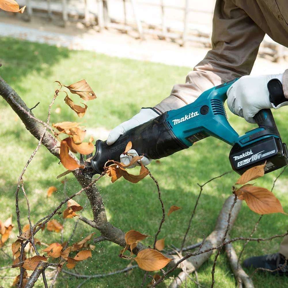 Makita DJR186Z Akumuliatorinis tiesinis pjūklas 18 V, Be akumuliatorių ir kroviklio!