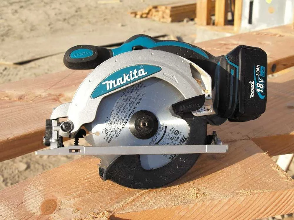 Makita DSS610Z Akumuliatorius diskinis pjūklas, 18 V, 57 mm, ø165x20, Be akumuliatorių ir kroviklio!