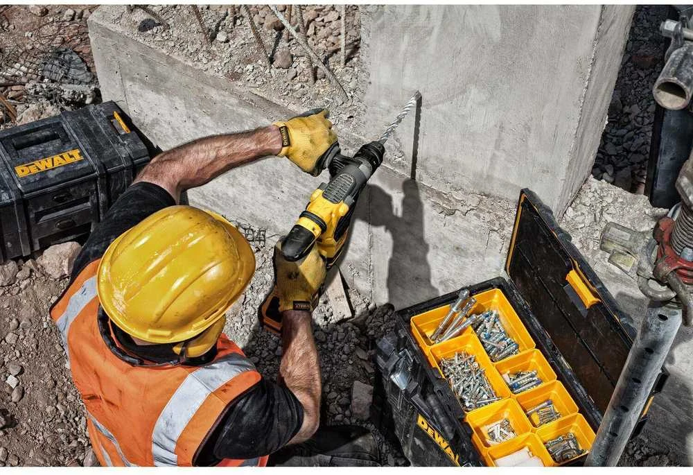 Grąžtas Wiertło DEWALT grąžtai SDS PLUS 6 x 160mm EXTREME 2