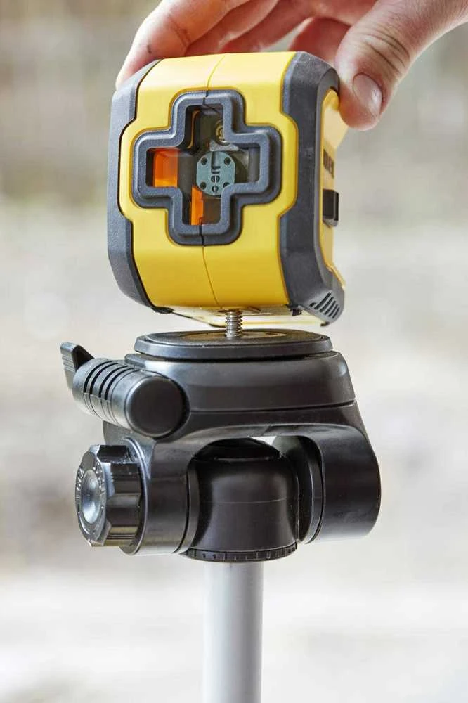 Kryžminis lazerinis nivelyras Stanley C-line; raudonas