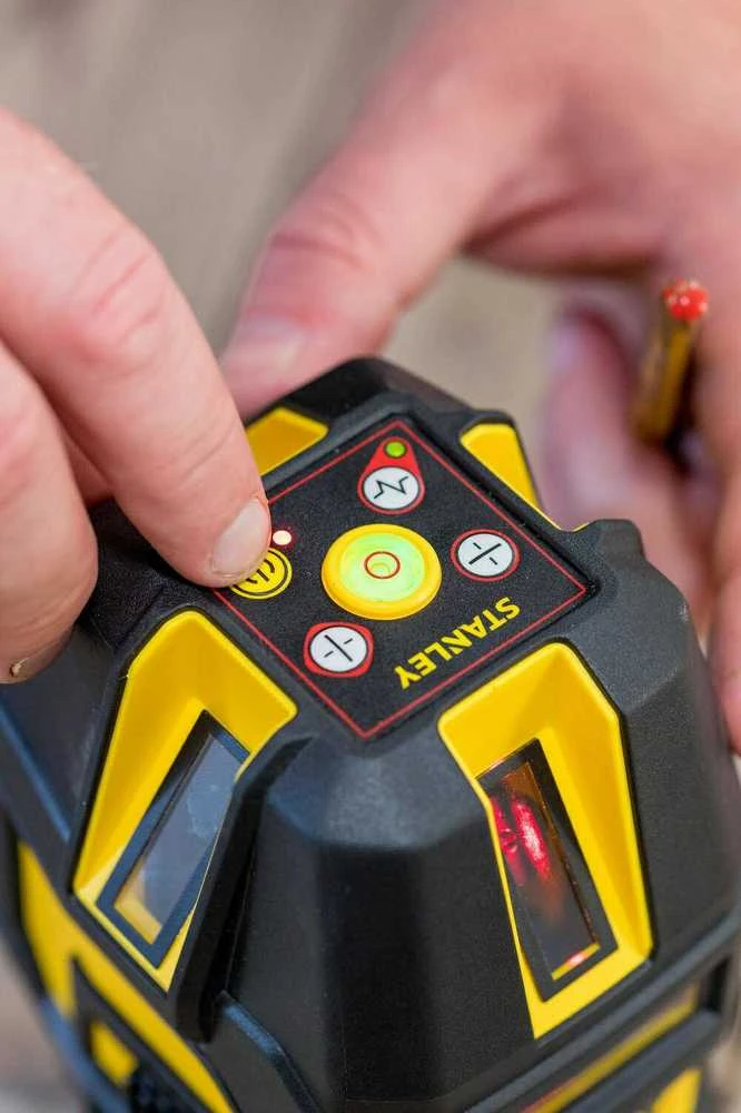 Stanley Kryžminis lazerinis nivelyras Multi-line 4V1H, raudonas