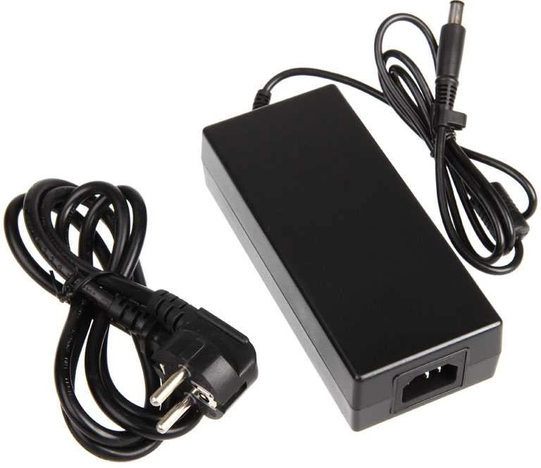 Akasa Cypher Thin–Mini–ITX korpusas, 120 W PSU, OEM – juoda