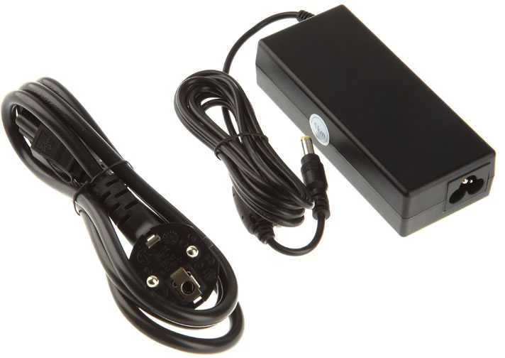 Akasa externes įkroviklis für NUC-Systeme - 65 Watt