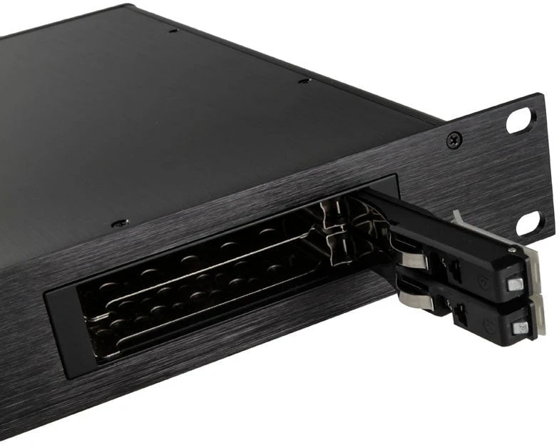 Akasa Galileo TU1 Thin–Mini–ITX 1U obudowa, OEM – juoda