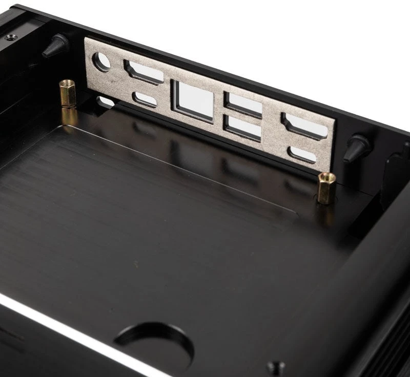 Akasa Newton CTN lustų rinkinys UCFF (Intel NUC) – atsisiųskite
