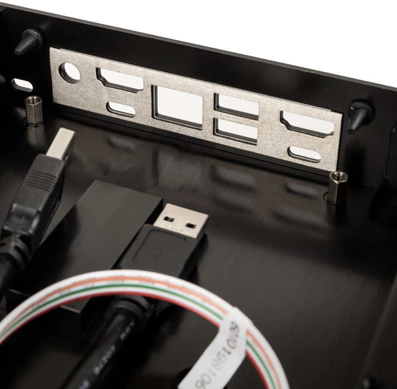 Akasa Newton TN UCFF-kompiuterio korpusas (Intel NUC), OEM - juodos spalvos