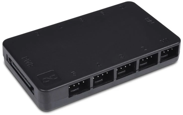 Šakotuvas Alphacool Core 10x 4-Pin PWM Splitter – juodas